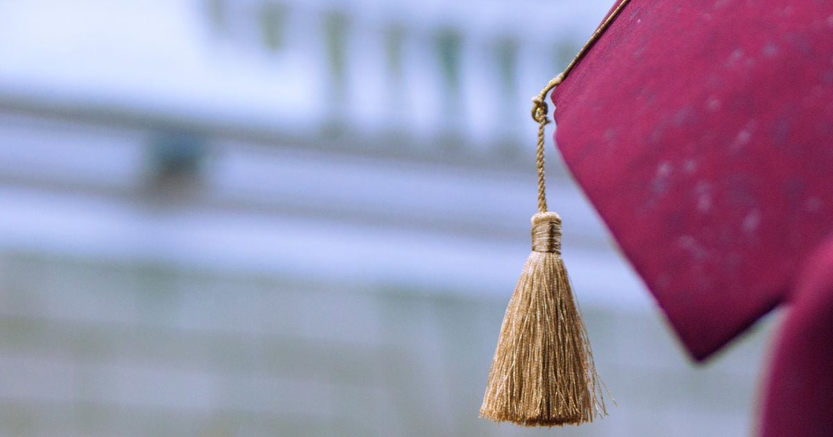 Cum Laude, Magna, and Summa: Latin Honors and GPA Cutoffs Explained