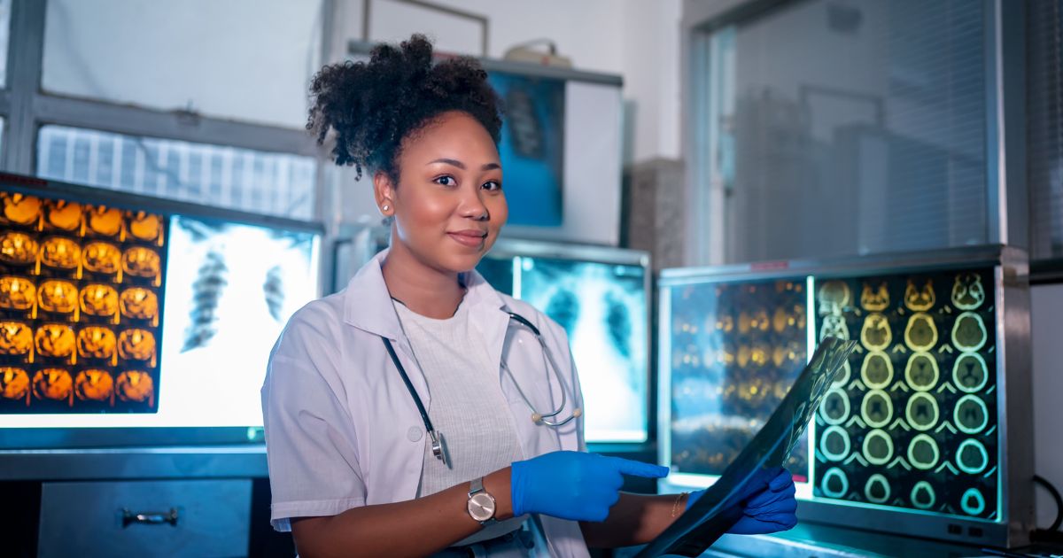 Radiologic Technologist Salary in 2026: What Radiologic Technologists Earn
